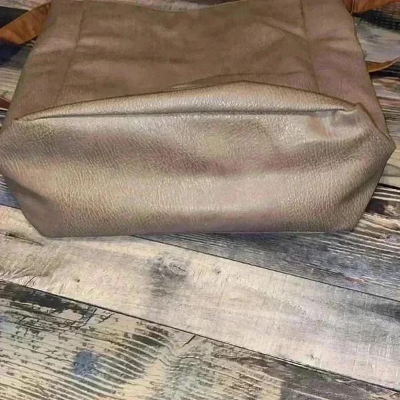 Roxy Ever so Sweet Shoulder Handbag - Picture 7 of 7